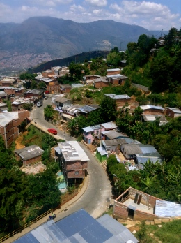 Snake road, Medellín